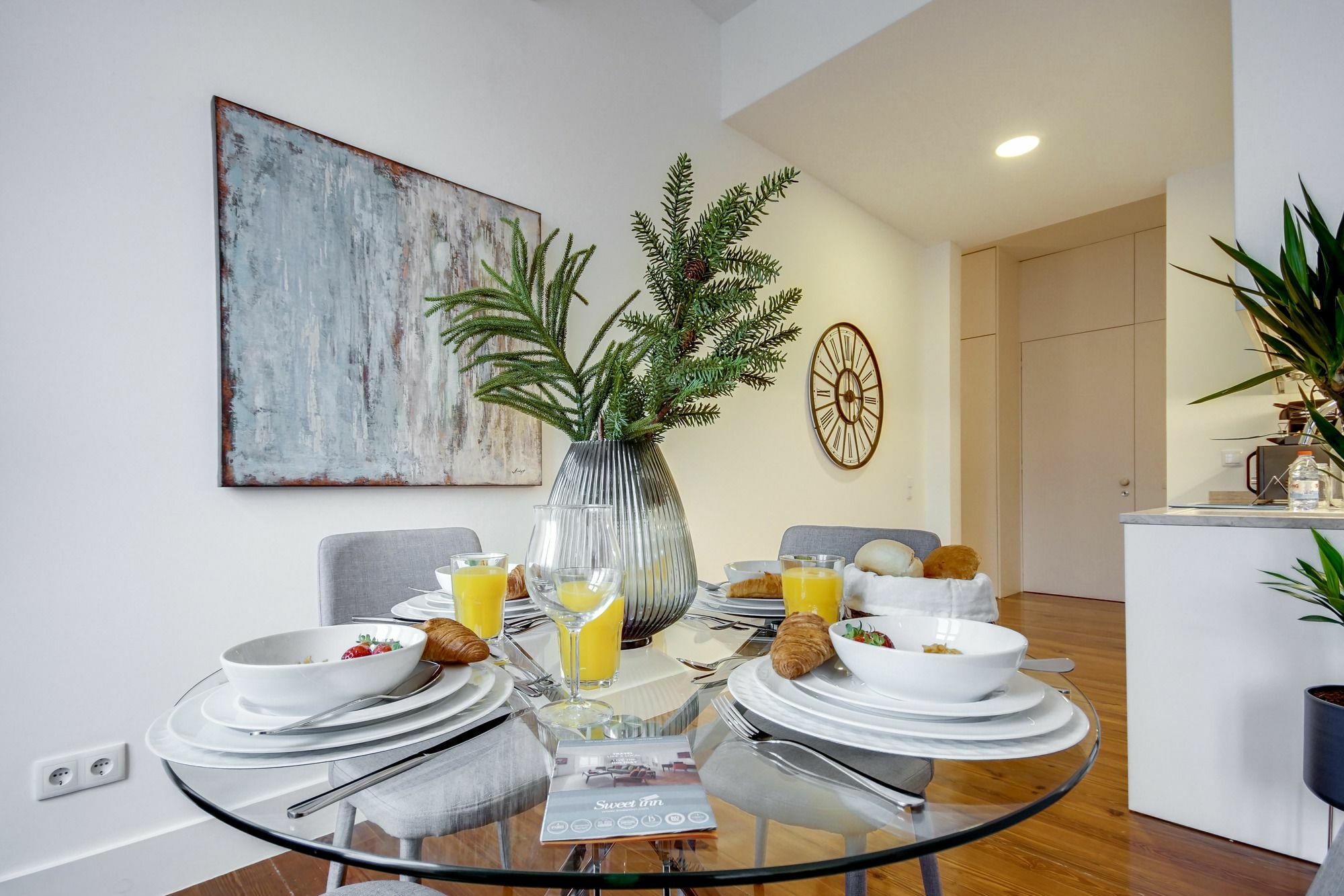 Sweet Inn Apartment - Chiado Luxury Lisbon Bagian luar foto